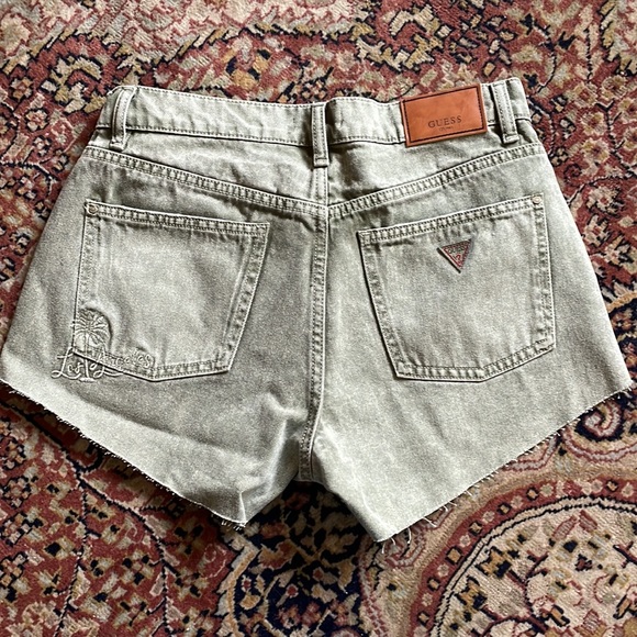 NWT Guess Green Denim Manila Short - Picture 2 of 7